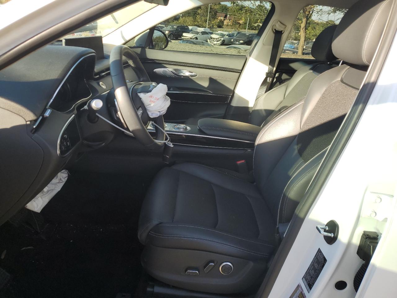 2024 GENESIS GV70 BASE VIN:5NMMADTBXRH007232