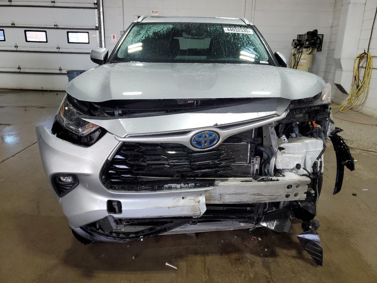 2022 TOYOTA HIGHLANDER HYBRID XLE VIN:5TDGBRCH4NS559599