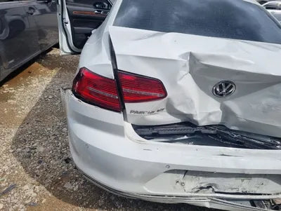 2018 Volkswagen Passat VIN: