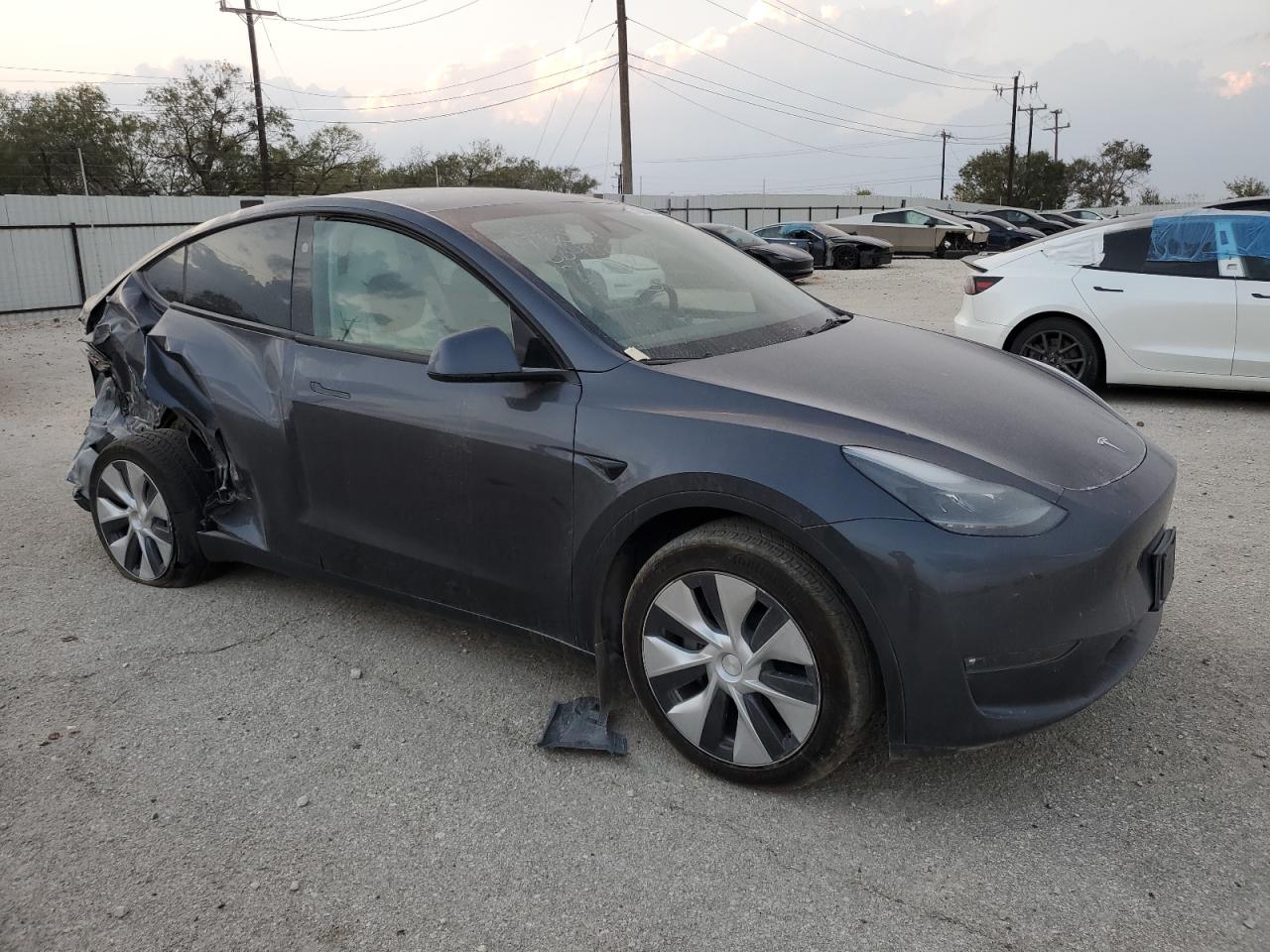 2023 TESLA MODEL Y  VIN:7SAYGAEEXPF882902