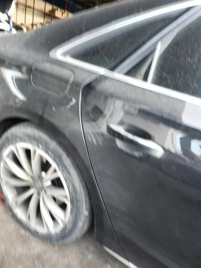 2014 Audi A8 VIN: