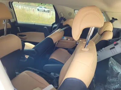 2022 Kia Carnival VIN: