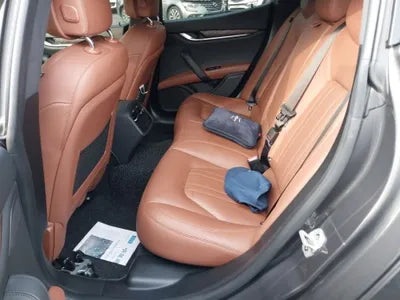 2018 Maserati Ghibli VIN: