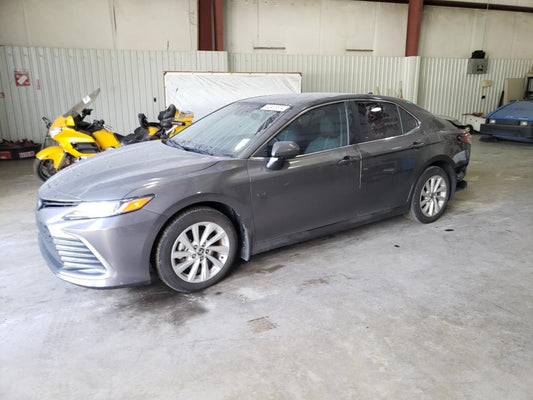 2022 TOYOTA CAMRY LE VIN:4T1C11AK8NU673033