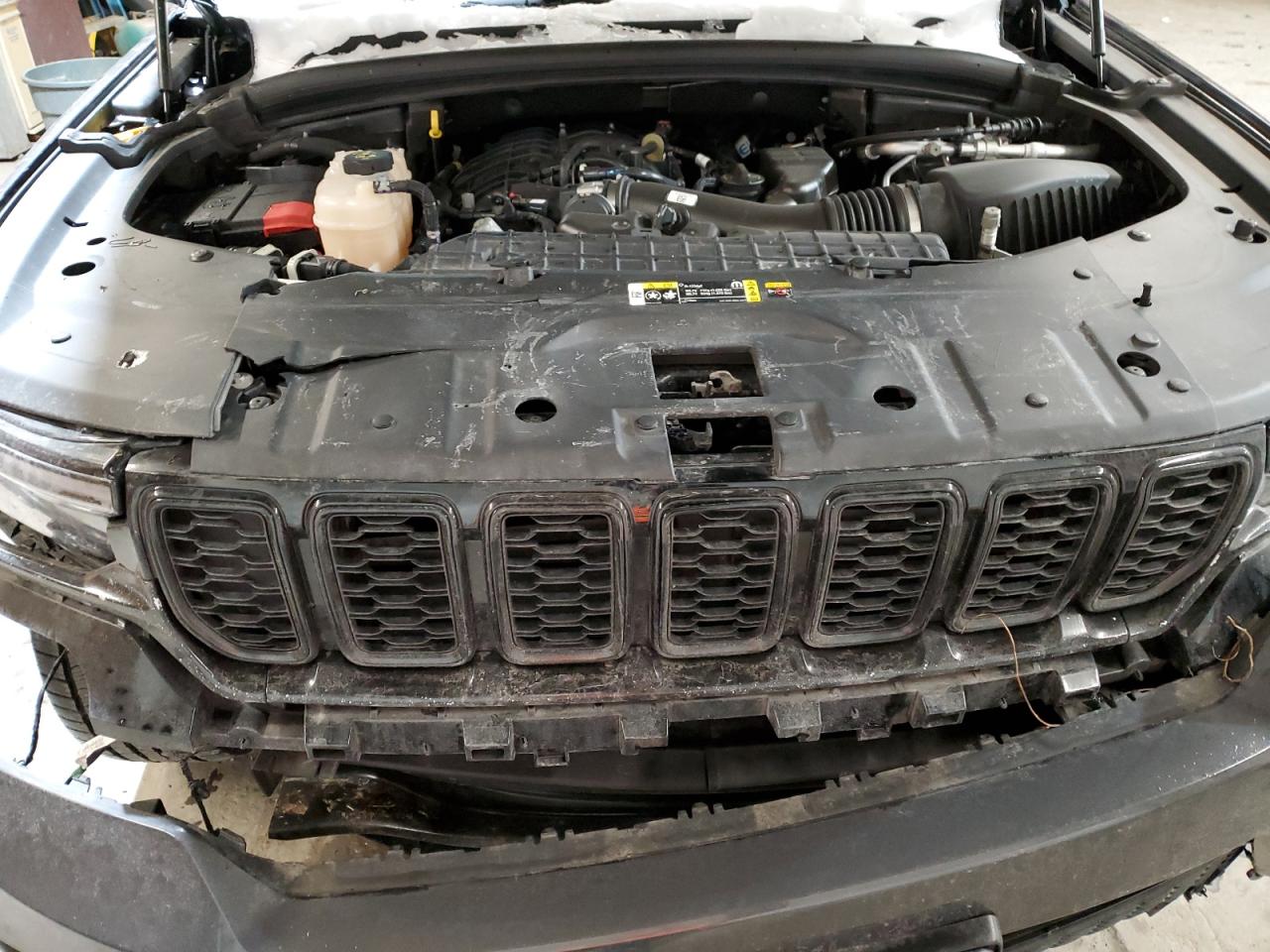 2022 JEEP GRAND CHEROKEE LIMITED VIN:1C4RJHBG4N8528159