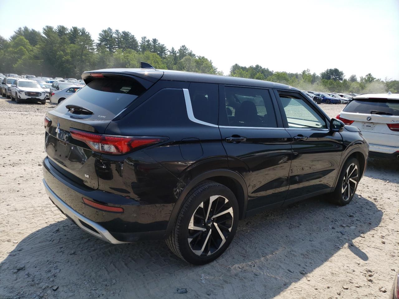 2022 MITSUBISHI OUTLANDER SE VIN:JA4J4UA83NZ042616