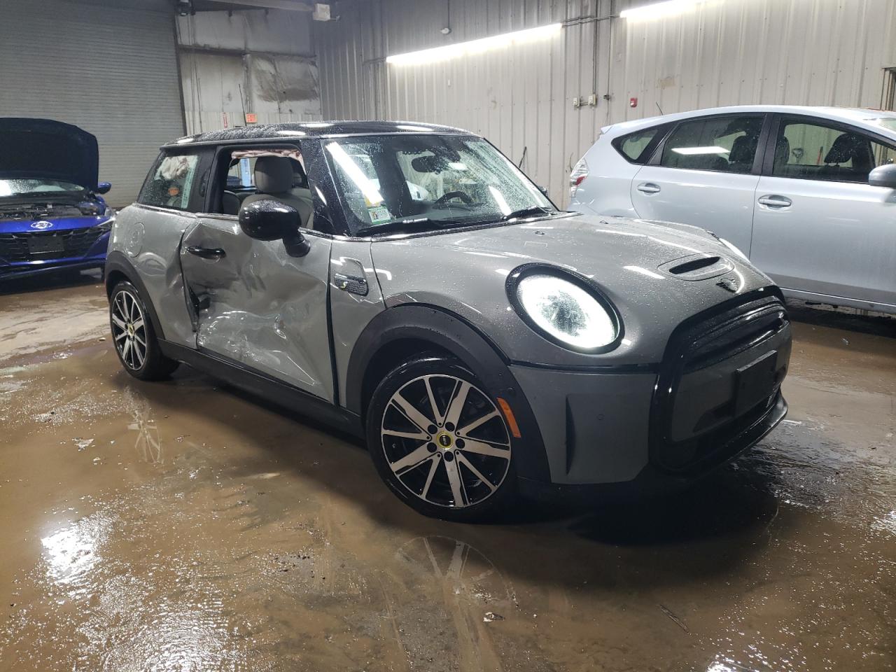 2022 MINI COOPER SE VIN:WMW13DJ05N2R52504