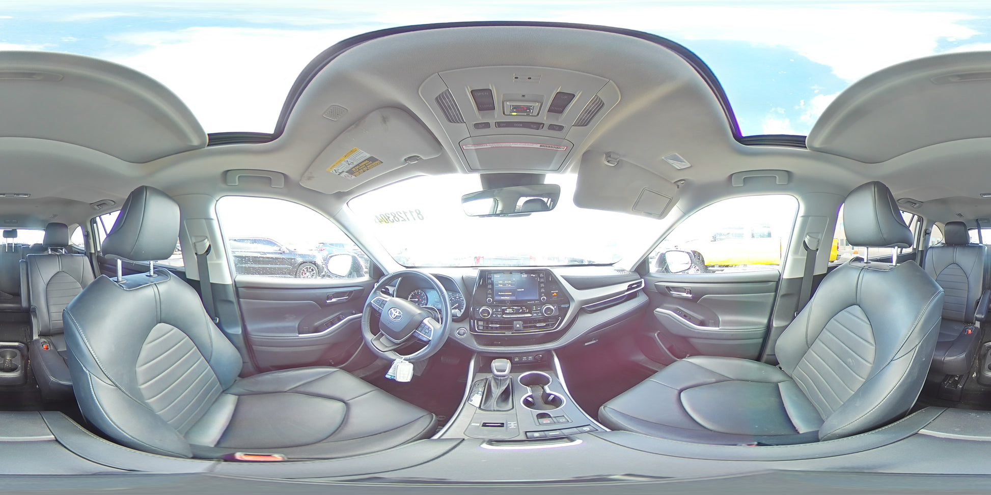 2022 TOYOTA HIGHLANDER XLE VIN:5TDGZRAH8NS553562