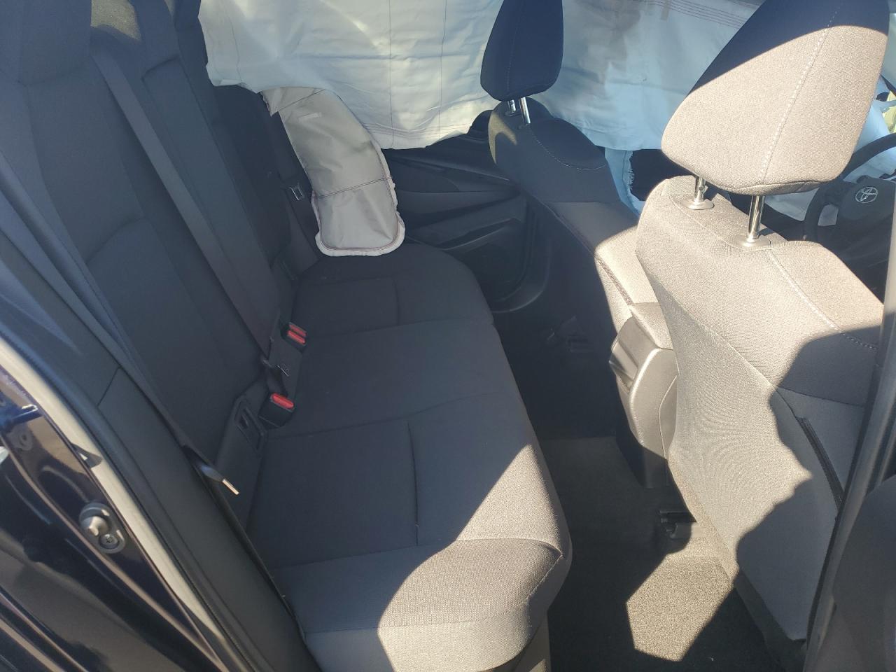 2022 TOYOTA COROLLA LE VIN:JTDEAMDE6NJ058180