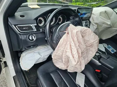 2015 Mercedes-Benz E 220 WDDHF0CB4FB093008 VIN:WDDHF0CB4FB093008