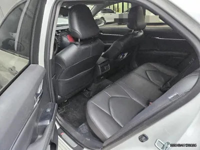 2020 Toyota Camry VIN: