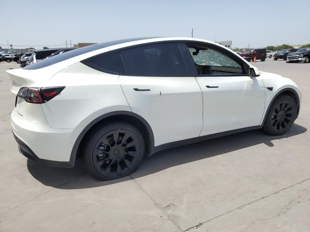 2022 TESLA MODEL Y  VIN:7SAYGDEE6NF355356