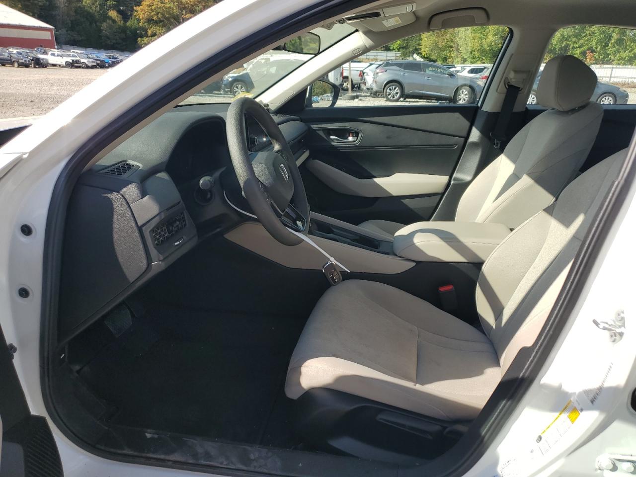 2024 HONDA ACCORD LX VIN:1HGCY1F28RA044793