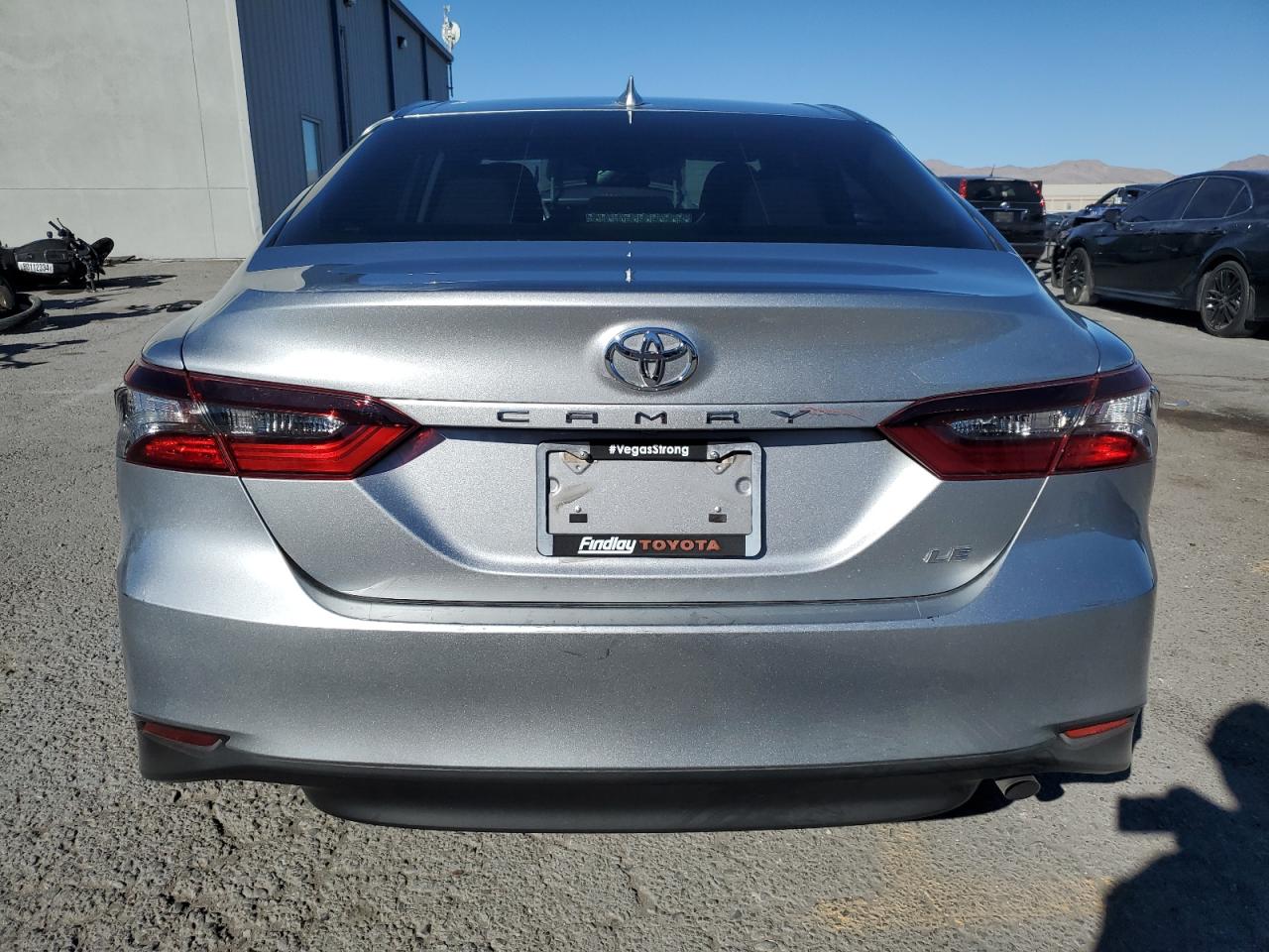 2022 TOYOTA CAMRY LE VIN:4T1C11AK7NU647457
