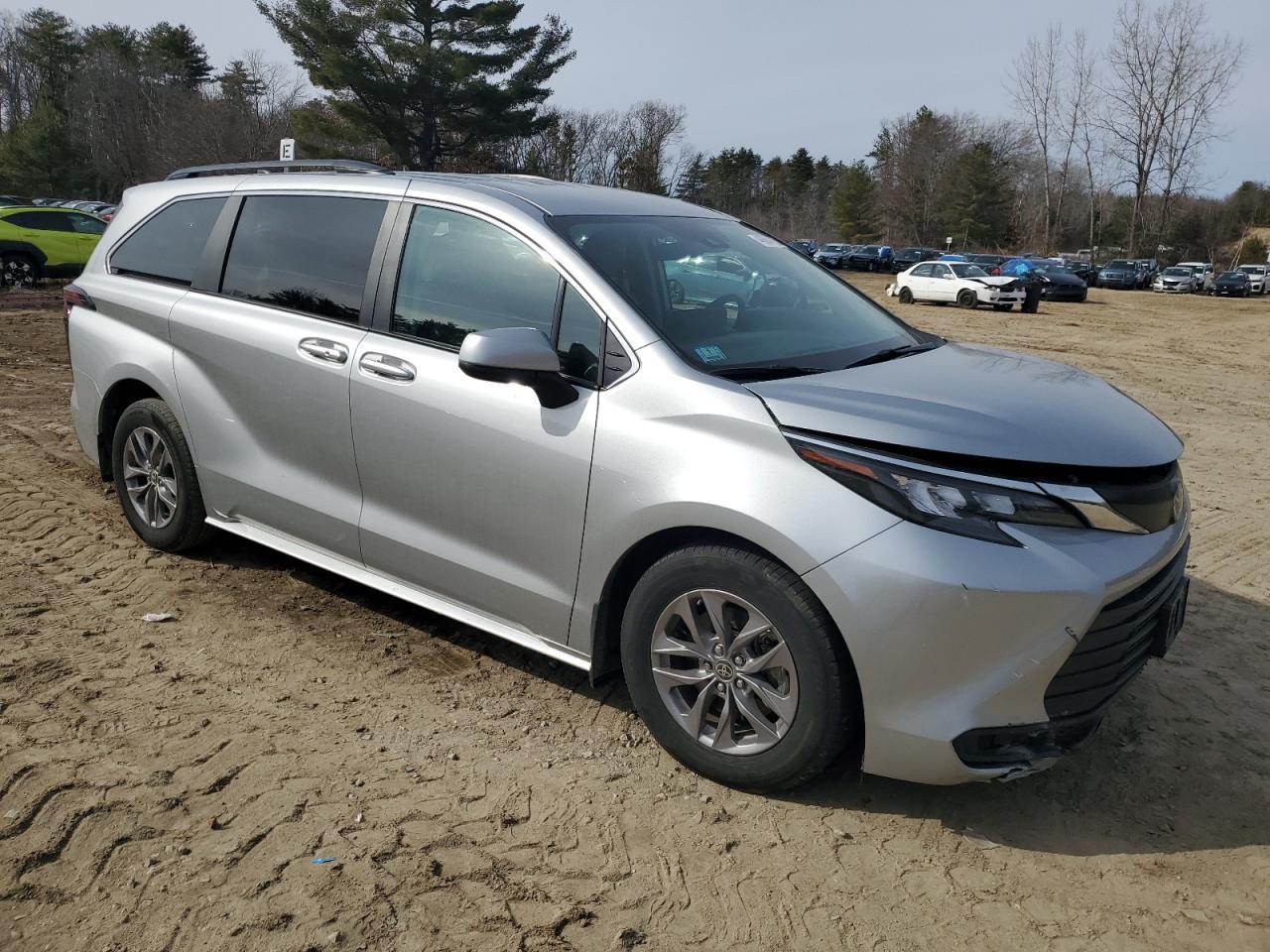 2024 TOYOTA SIENNA LE VIN:5TDKSKFC4RS118305