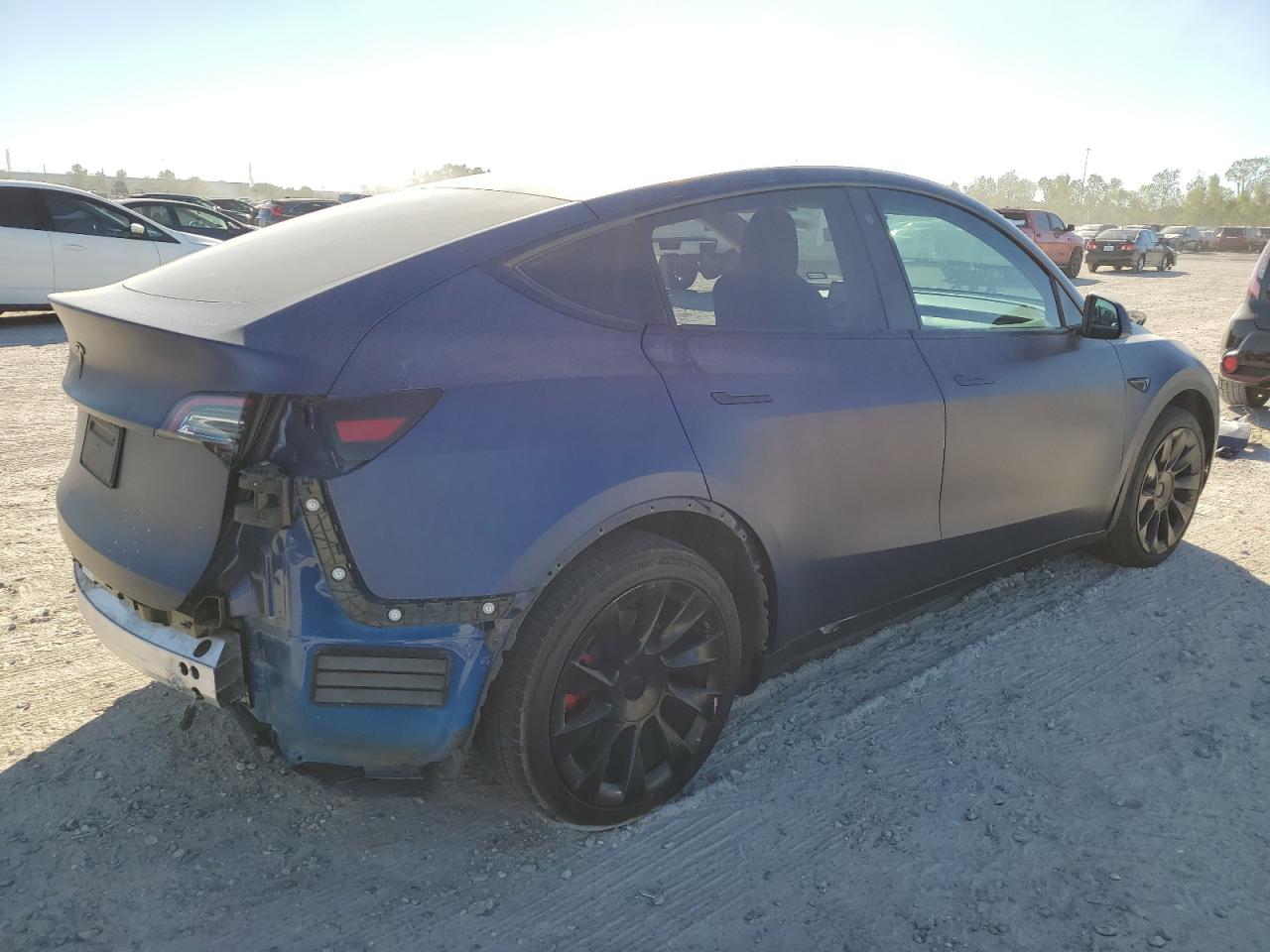 2022 TESLA MODEL Y  VIN:7SAYGDEE5NF343232