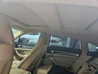 2023 Porsche Panamera VIN: