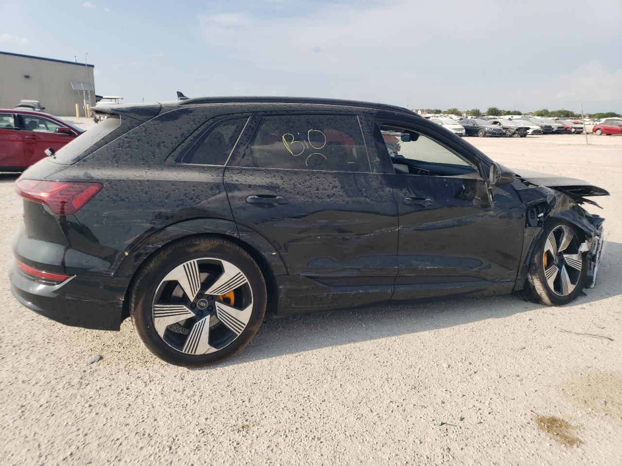 2022 AUDI E-TRON PREMIUM PLUS VIN:WA1LAAGE4NB008772