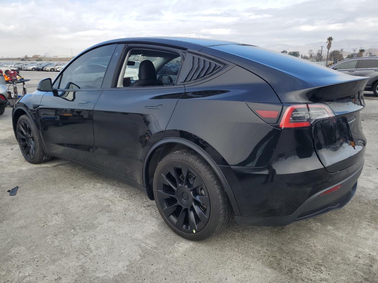 2023 TESLA MODEL Y  VIN:7SAYGDEE0PA026426