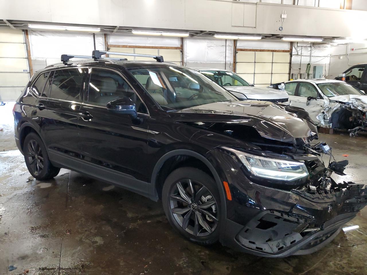 2022 VOLKSWAGEN TIGUAN SE VIN:3VV2B7AX3NM136801