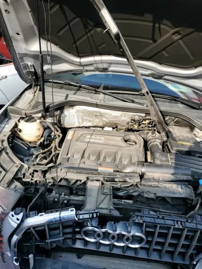 2015 Audi Q3 705KMWAUZZZ8U3FR0 VIN:705KMWAUZZZ8U3FR0