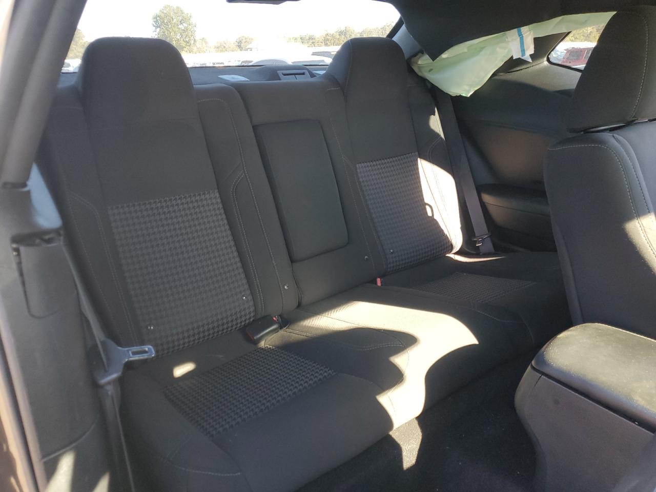 2022 DODGE CHALLENGER SXT VIN:2C3CDZGG1NH142907