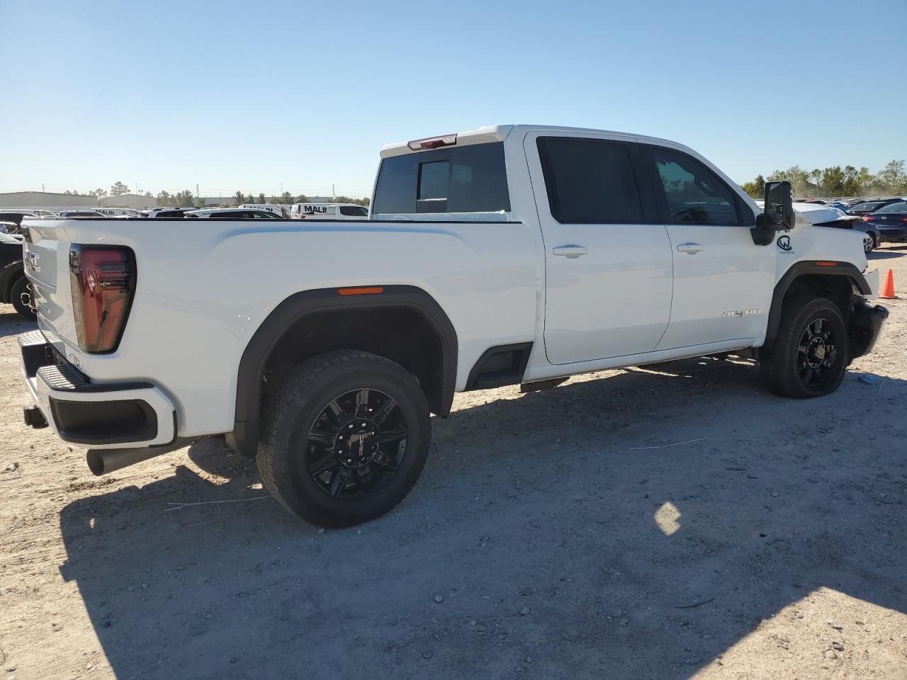 2024 GMC SIERRA K2500 AT4 VIN:1GT49PEY3RF215901