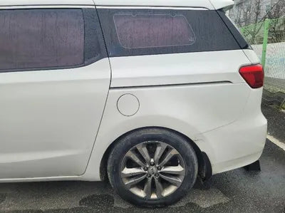 2017 Kia Carnival VIN: