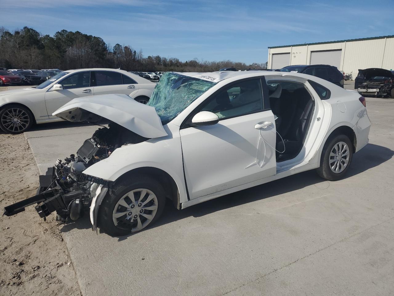 2022 KIA FORTE FE VIN:3KPF24AD4NE430190