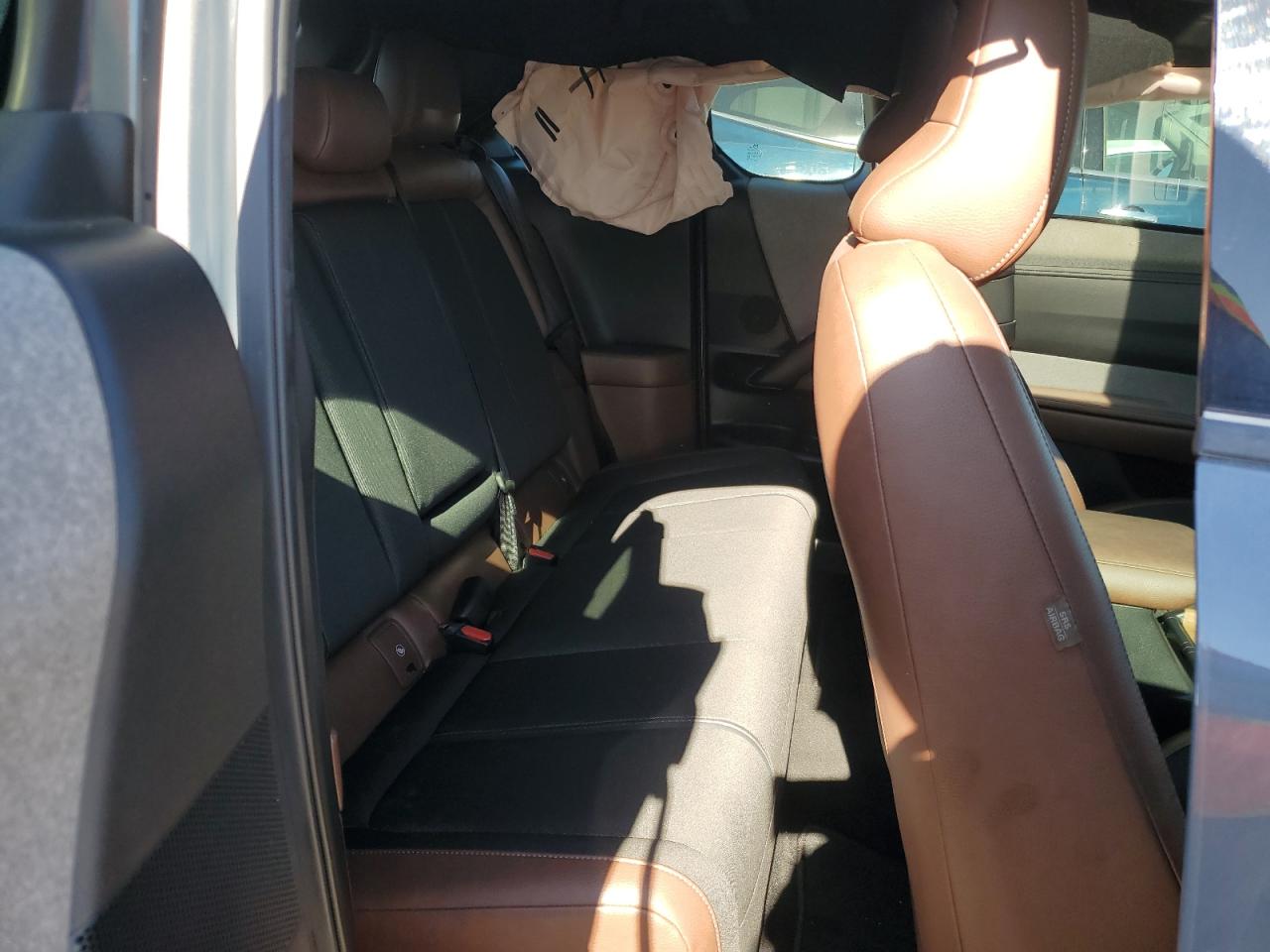 2022 MAZDA MX-30 PREMIUM PLUS VIN:JM1DRADB9N0100579