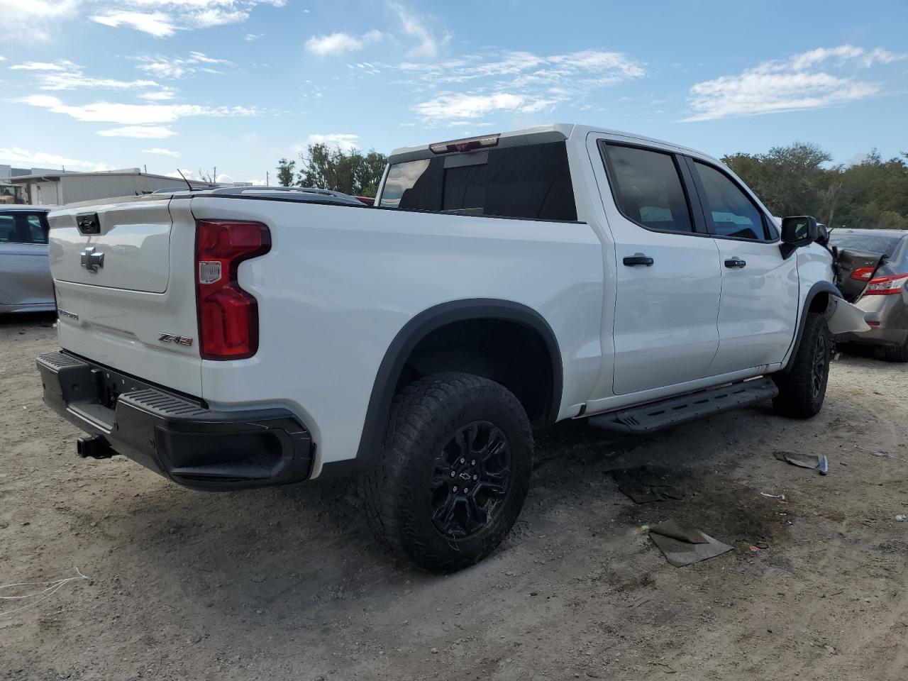 2022 CHEVROLET SILVERADO K1500 ZR2 VIN:3GCUDHEL6NG691156