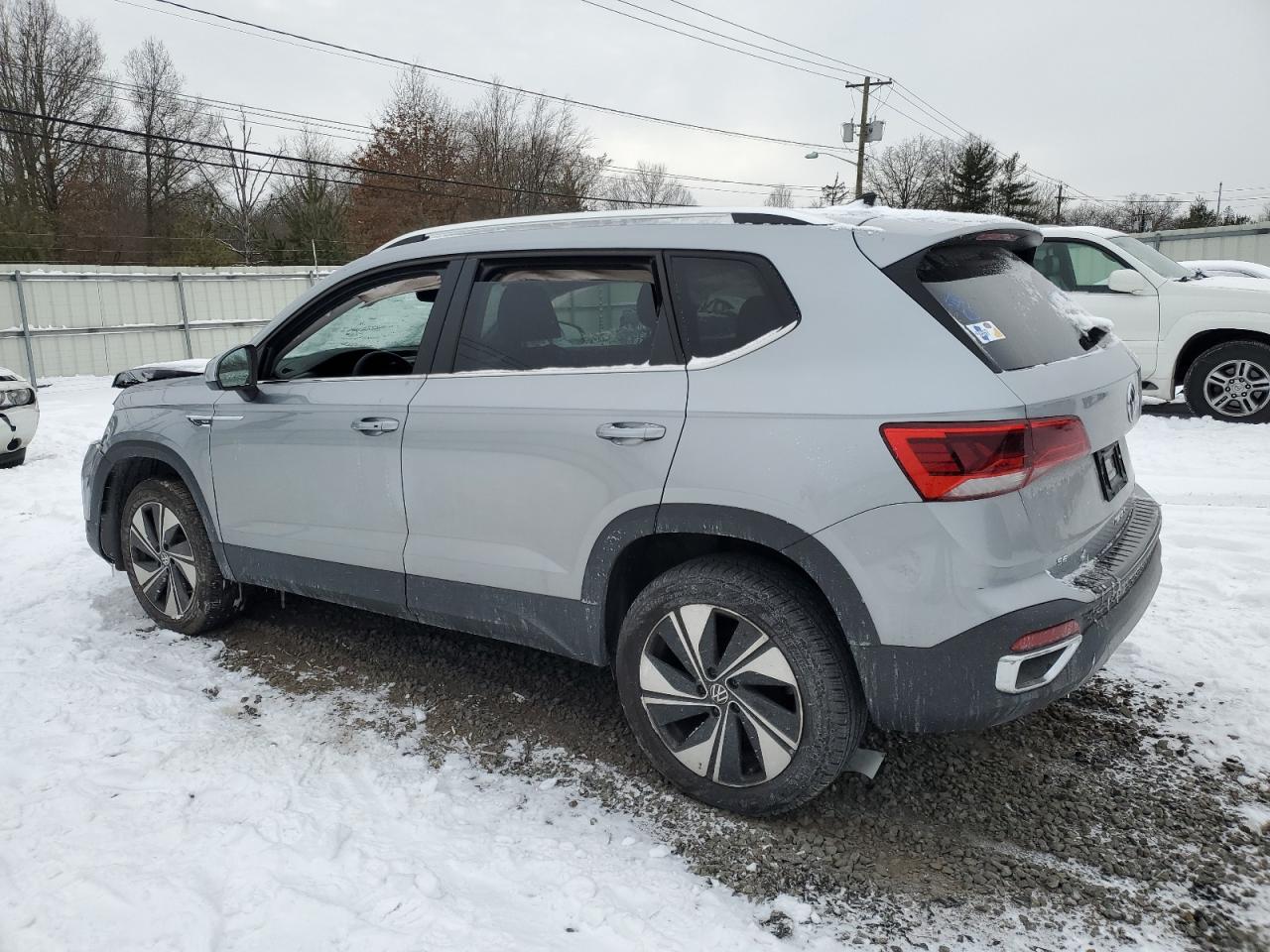 2024 VOLKSWAGEN TAOS SE VIN:3VVUX7B20RM077094