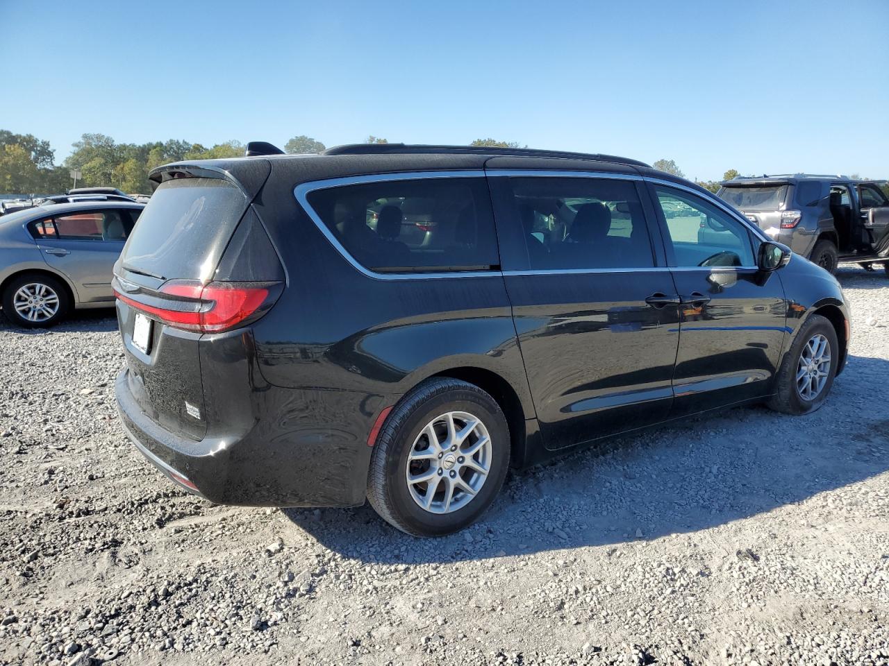 2022 CHRYSLER PACIFICA TOURING L VIN:2C4RC1BG3NR106583