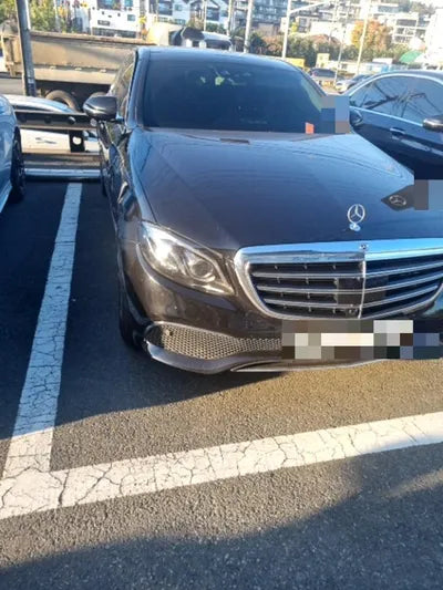 2018 Mercedes-Benz E 300 VIN: