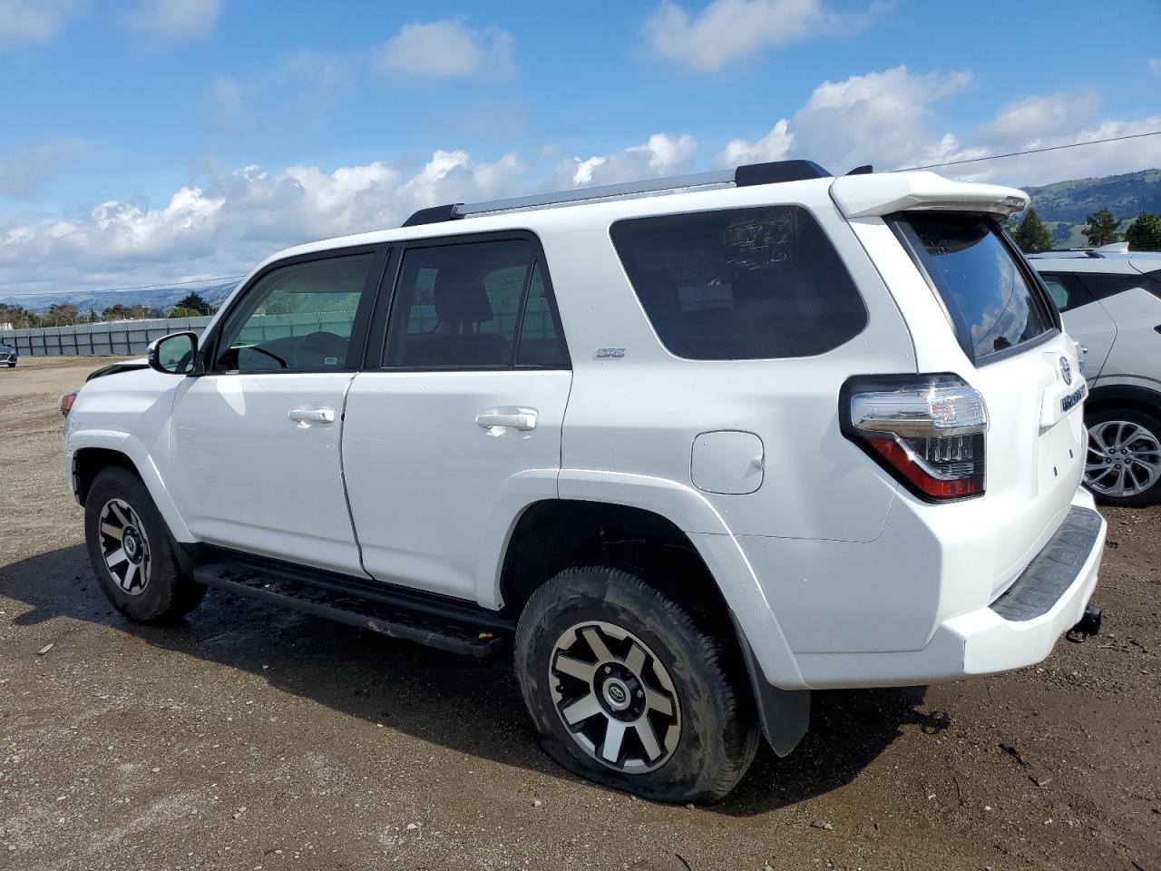 2024 TOYOTA 4RUNNER SR5/SR5 PREMIUM VIN:JTENU5JR6R6213903