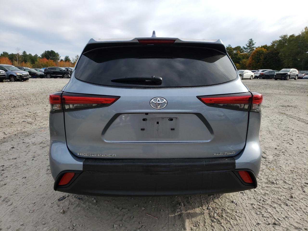2022 TOYOTA HIGHLANDER XLE VIN:5TDGZRBH2NS244586