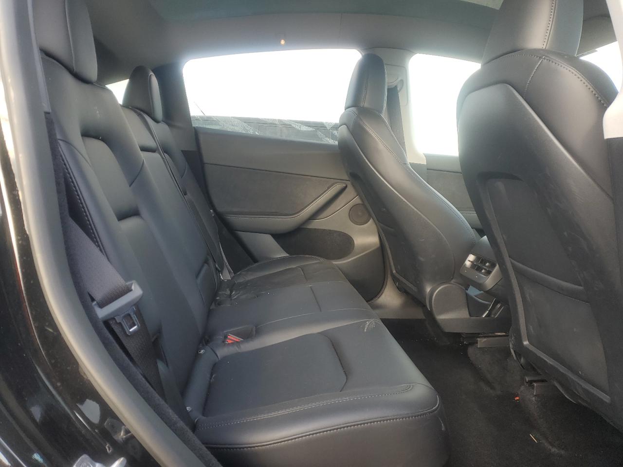 2023 TESLA MODEL Y  VIN:7SAYGDEEXPF798712