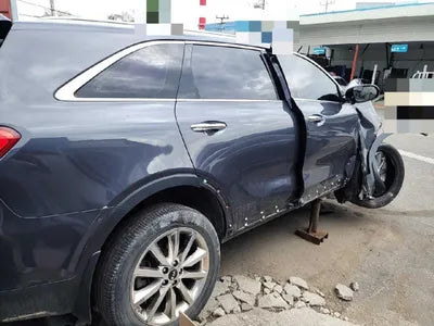 2016 Kia Sorento KNAPK81BDGA226045 VIN:KNAPK81BDGA226045