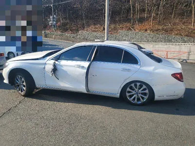 2019 Mercedes-Benz E 220 WDDZF0FB8KA533585 VIN:WDDZF0FB8KA533585