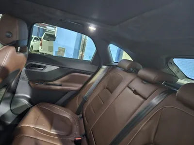 2016 Jaguar F-Pace VIN: