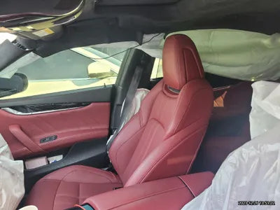 2019 Maserati Ghibli VIN: