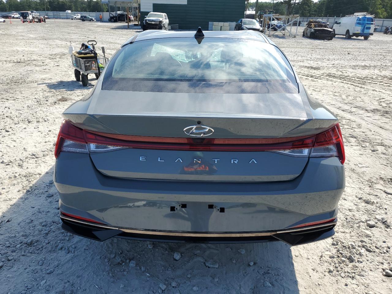 2022 HYUNDAI ELANTRA SEL VIN:KMHLN4AG2NU288228