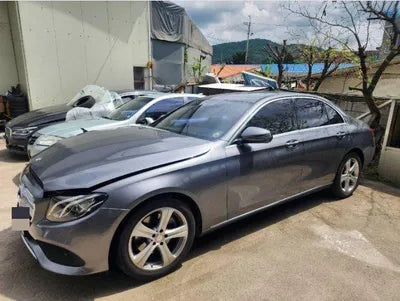 2016 Mercedes-Benz E 200 VIN: