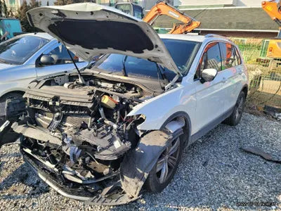 2018 Volkswagen Tiguan WVGZZZ5NZJW926592 VIN:WVGZZZ5NZJW926592