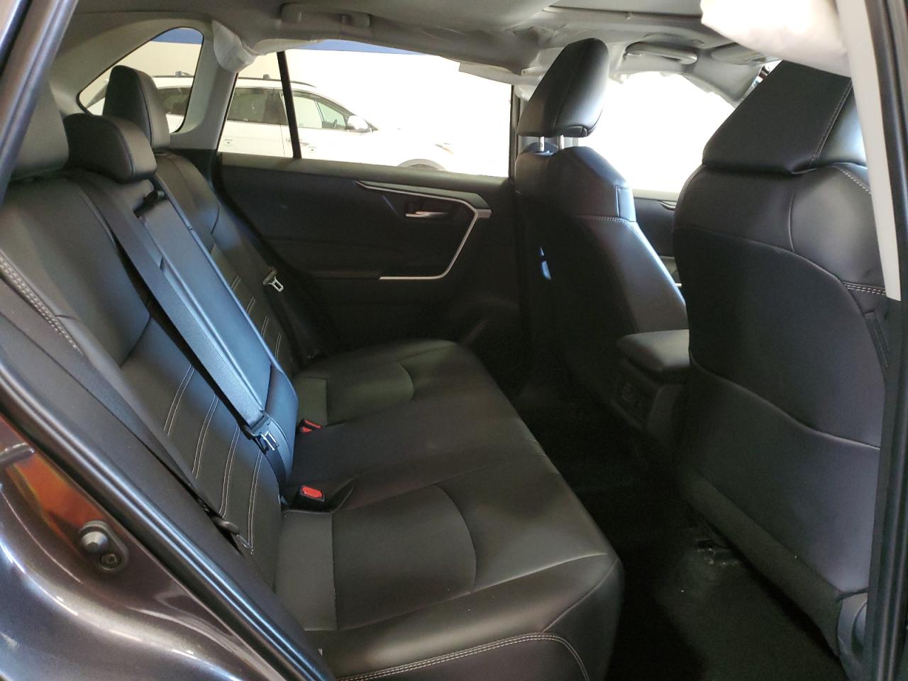 2024 TOYOTA RAV4 XLE PREMIUM VIN:2T3A1RFV5RC417407