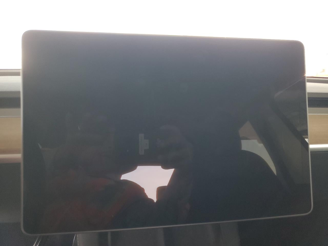 2022 TESLA MODEL Y  VIN:7SAYGDEE4NF493686