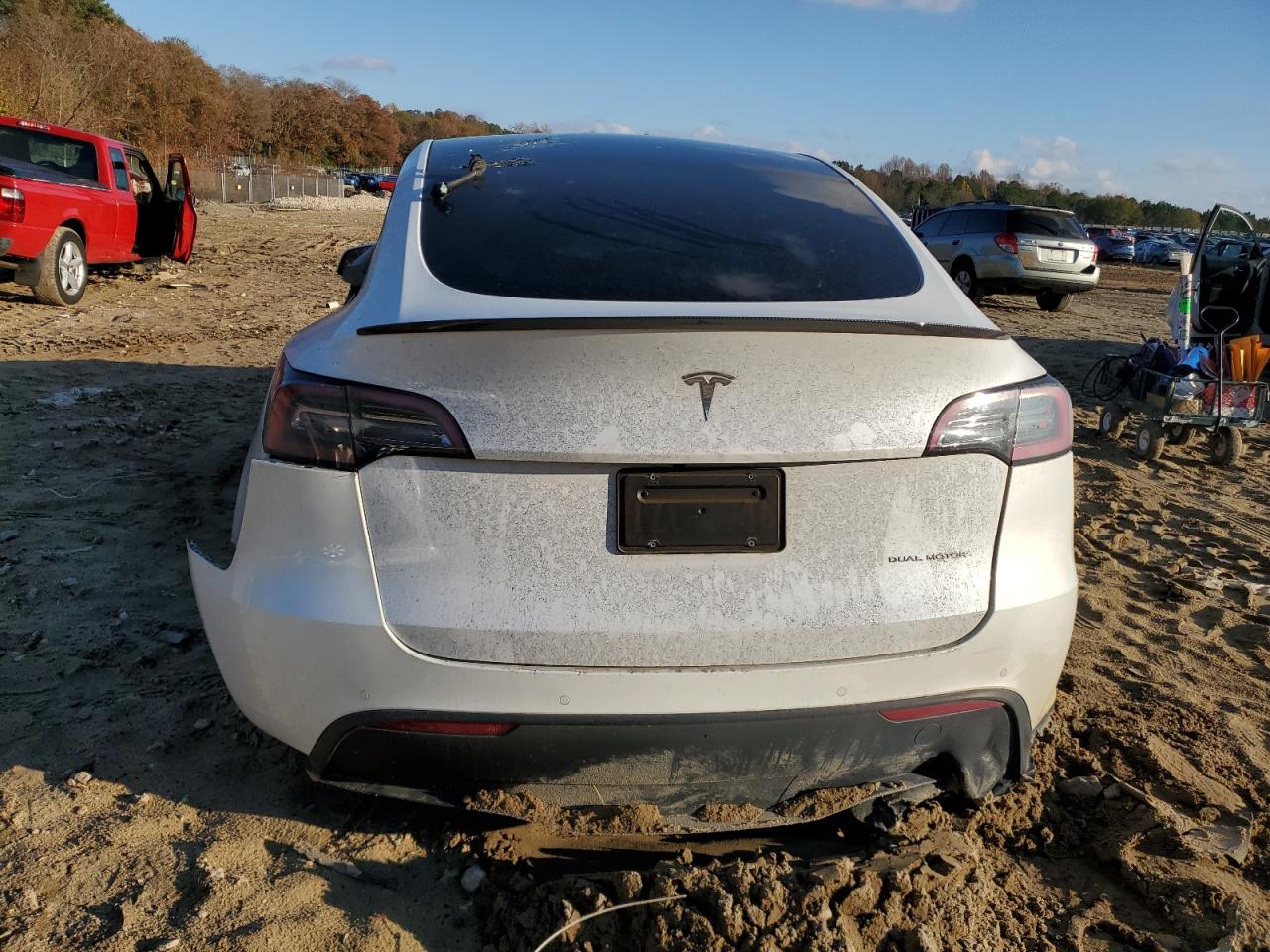 2022 TESLA MODEL Y  VIN:7SAYGDEE0NF332560