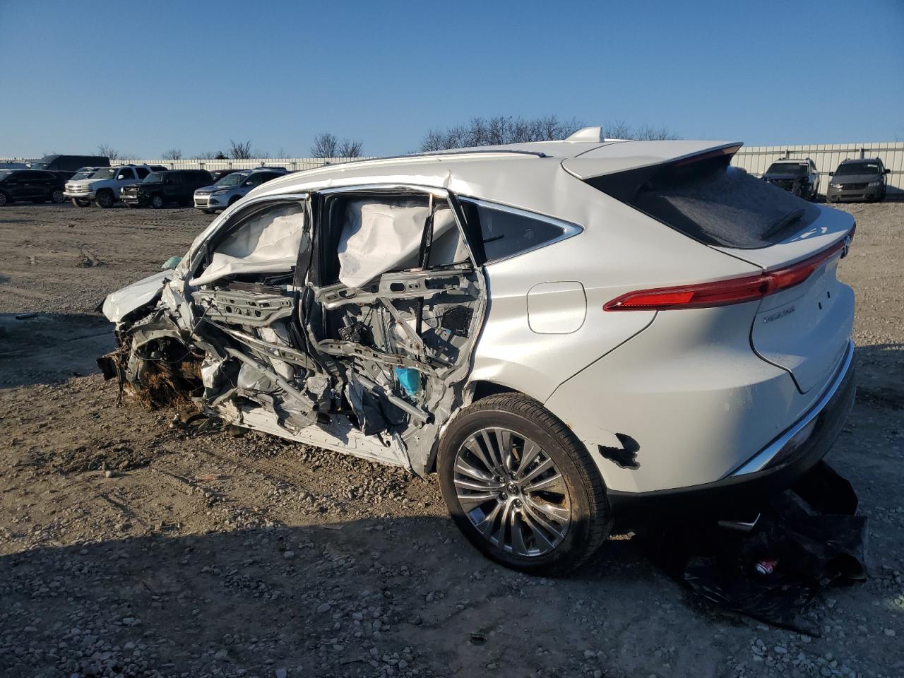 2024 TOYOTA VENZA LE VIN:JTEAAAAH2RJ176224