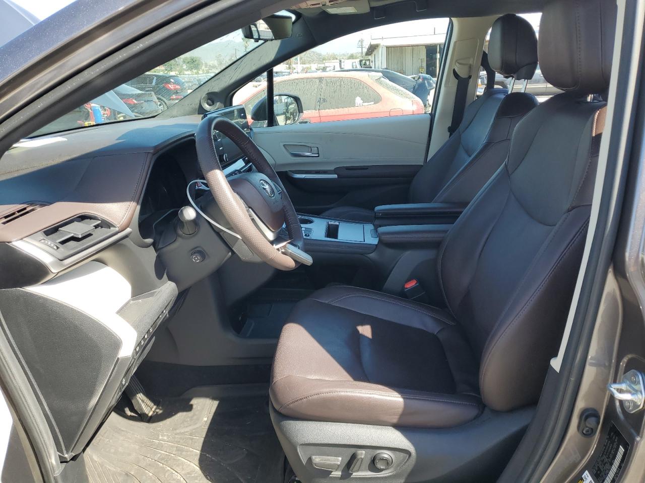 2024 TOYOTA SIENNA LIMITED VIN:5TDESKFC1RS111972