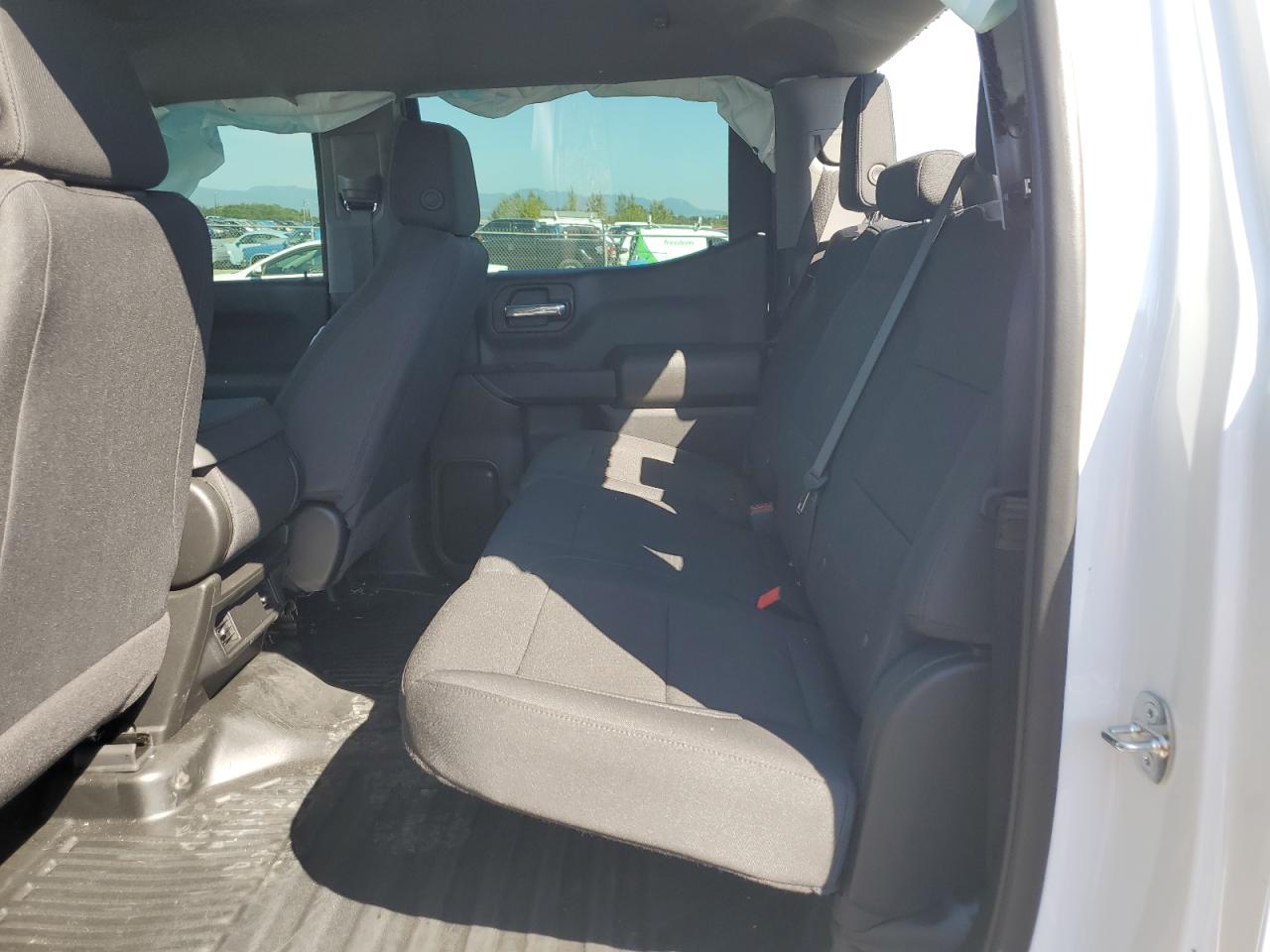 2024 CHEVROLET SILVERADO K1500 VIN:1GCPDAEK5RZ374745